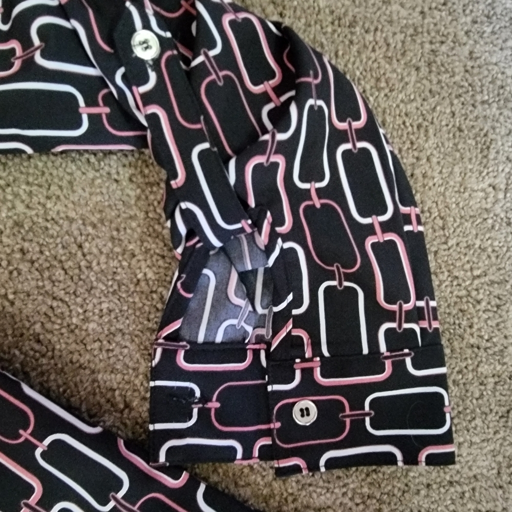 Notations Black and Pink Geometric Womens Work Shirt Sz Sm. - Picture 2 of 3